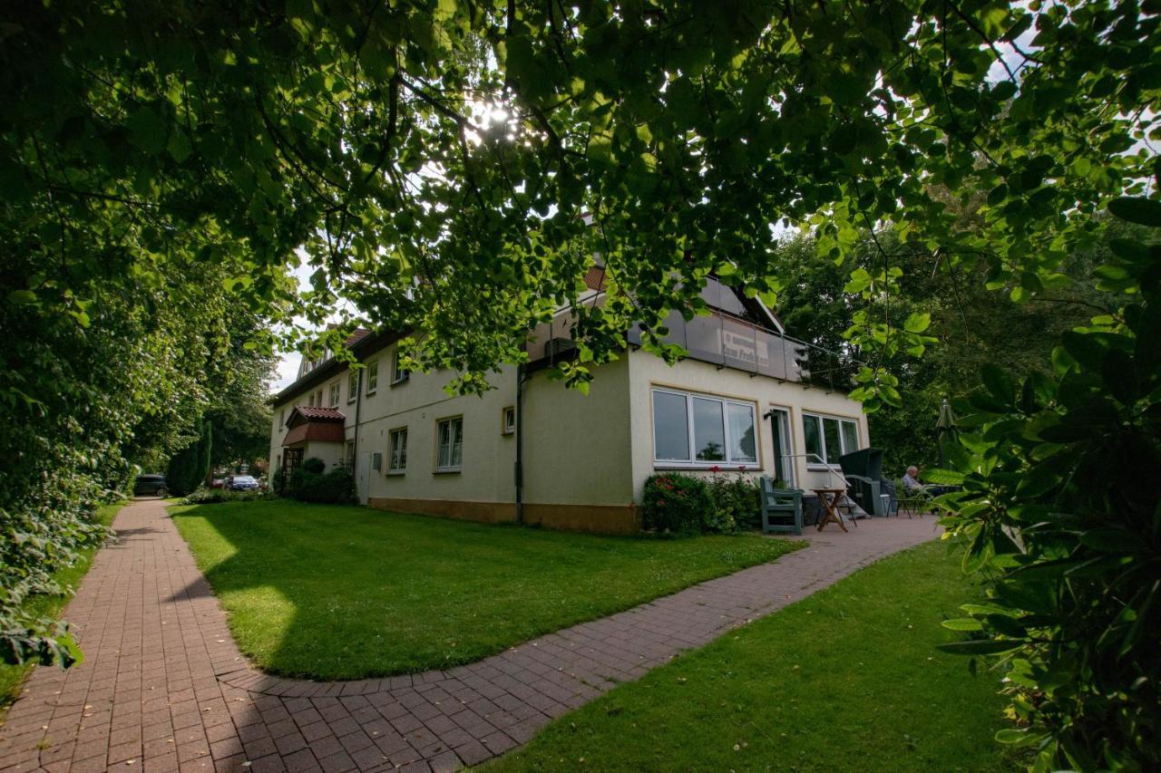 Gasthaus Zum Frohsinn Bosau Zewnętrze zdjęcie