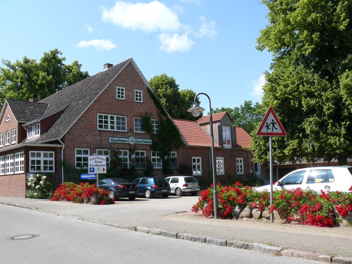 Gasthaus Zum Frohsinn Bosau Zewnętrze zdjęcie