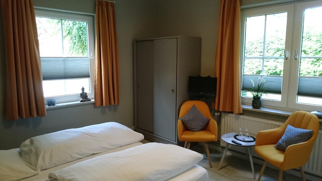 Gasthaus Zum Frohsinn Bosau Zewnętrze zdjęcie